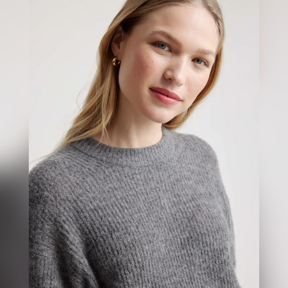 NEW Quince Baby Alpaca Wool Crew Charcoal Sz S - Picture 2 of 11